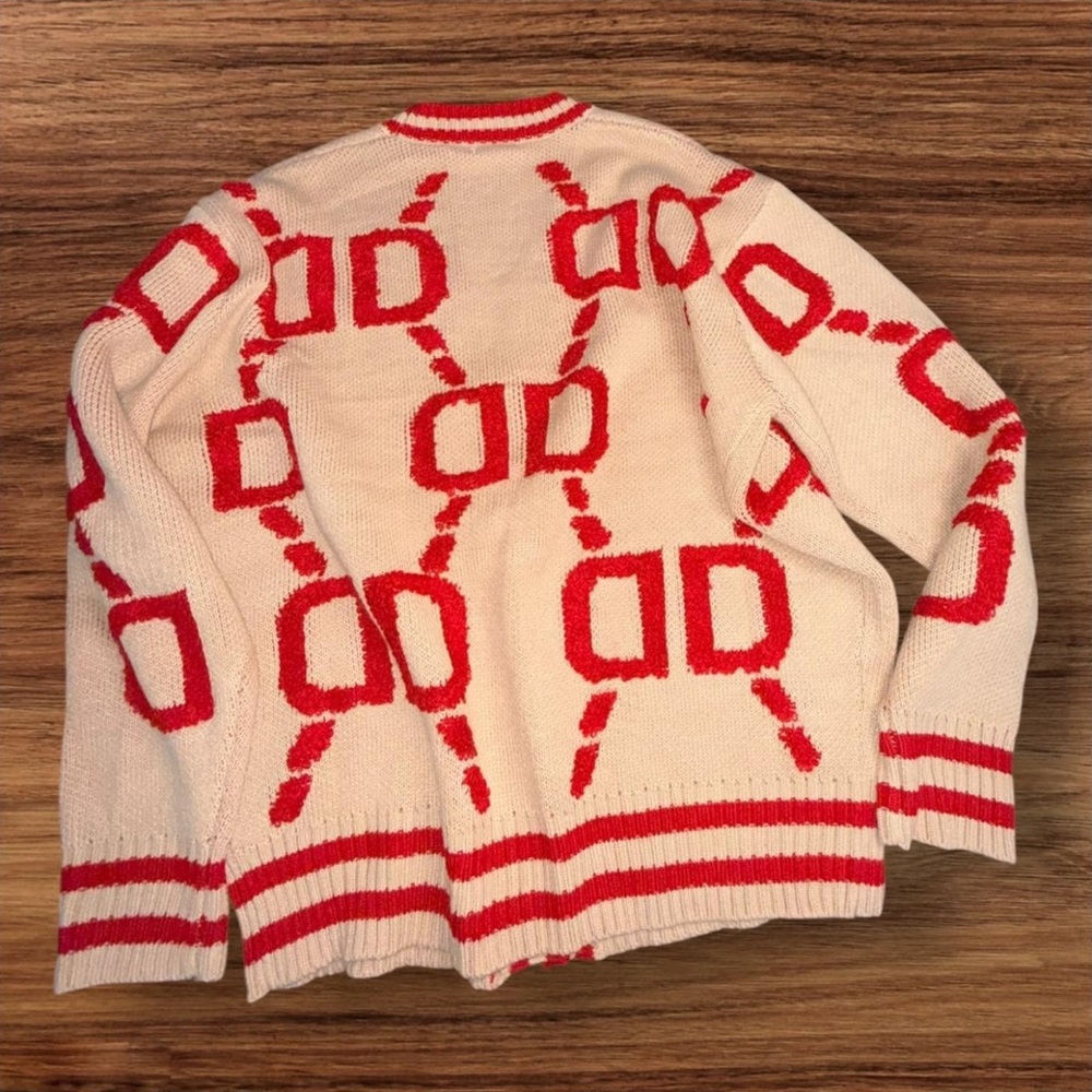 Immodel Cardigan Sweater Size L Red‎ Cream Pattern Button Front Cozy Chic - Picture 5 of 6